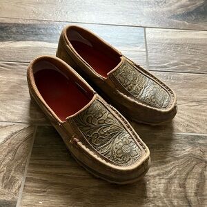 Women’s twisted x mocs